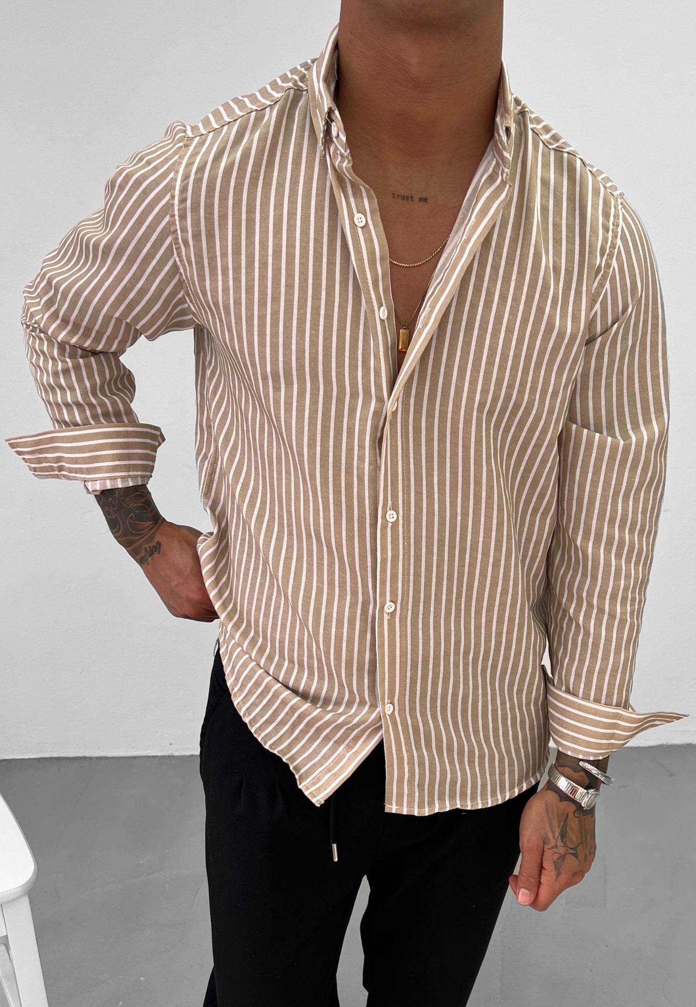 Slim Fit Gestreiftes Hemd