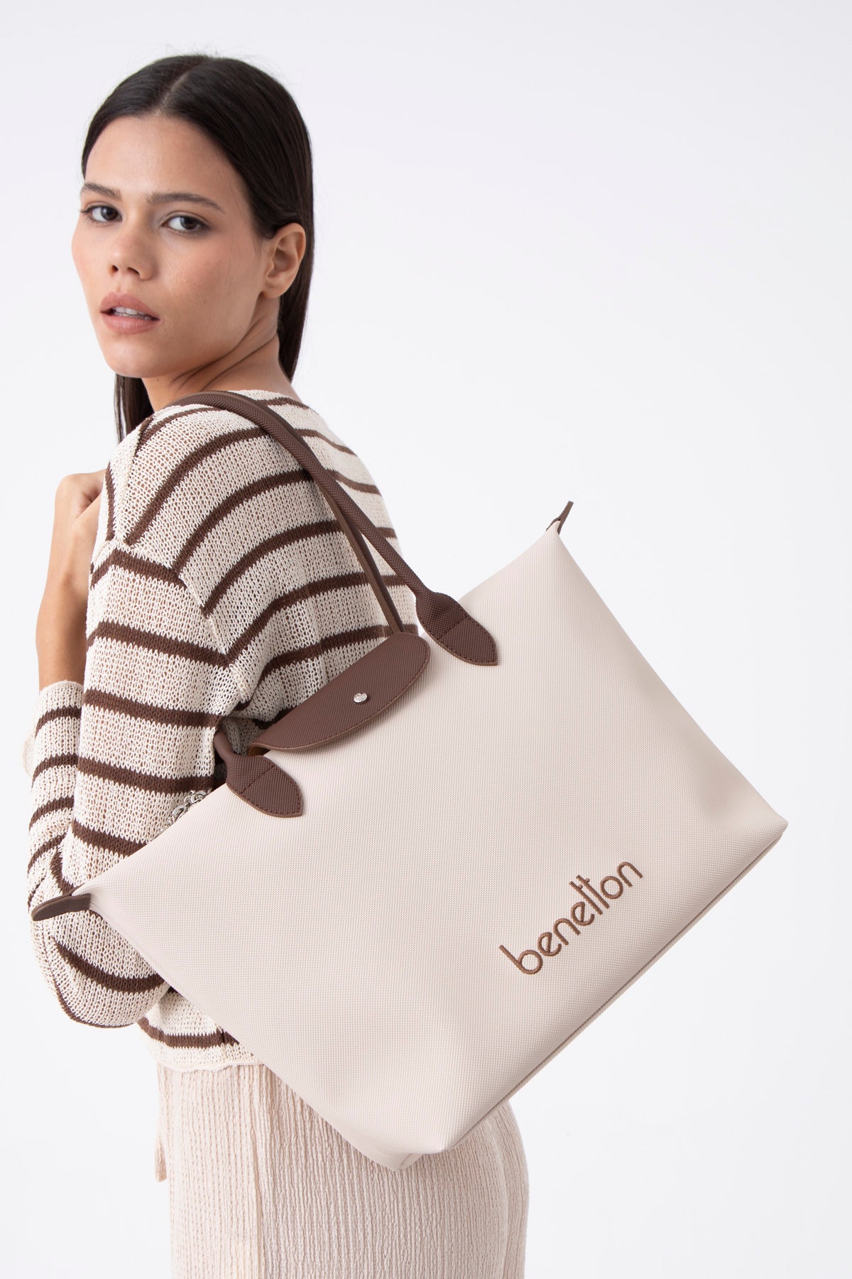 Banetton Shoulder Bag