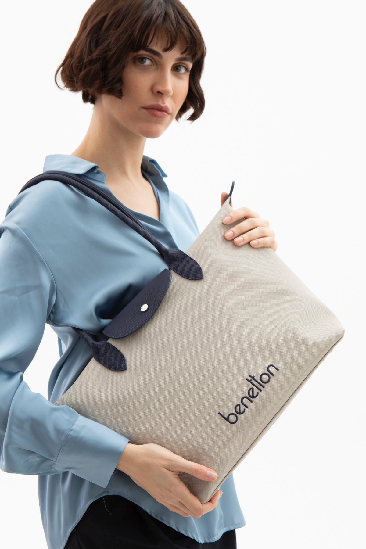 Banetton Shoulder Bag