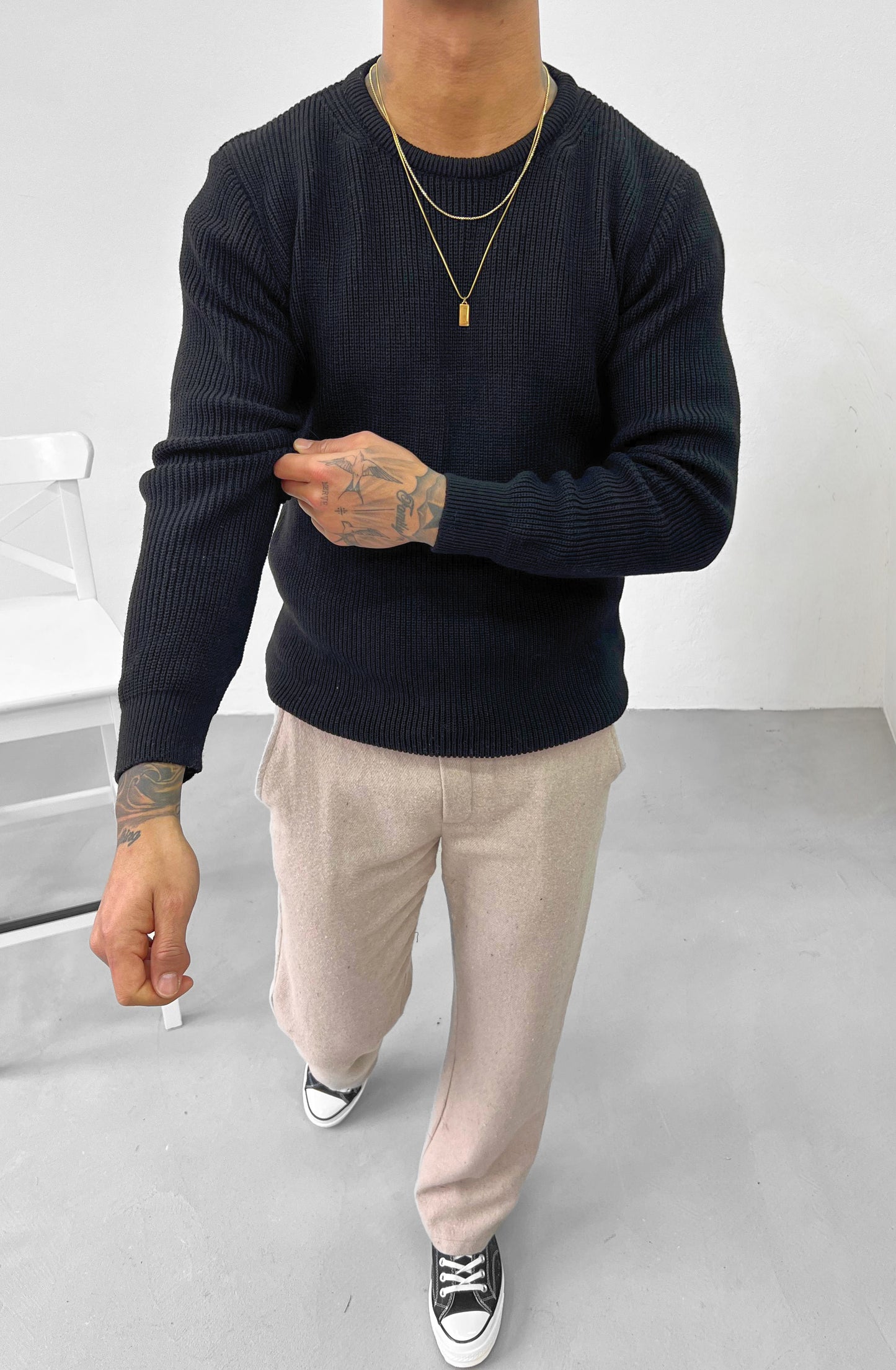 BASIC STRICKPULLOVERS