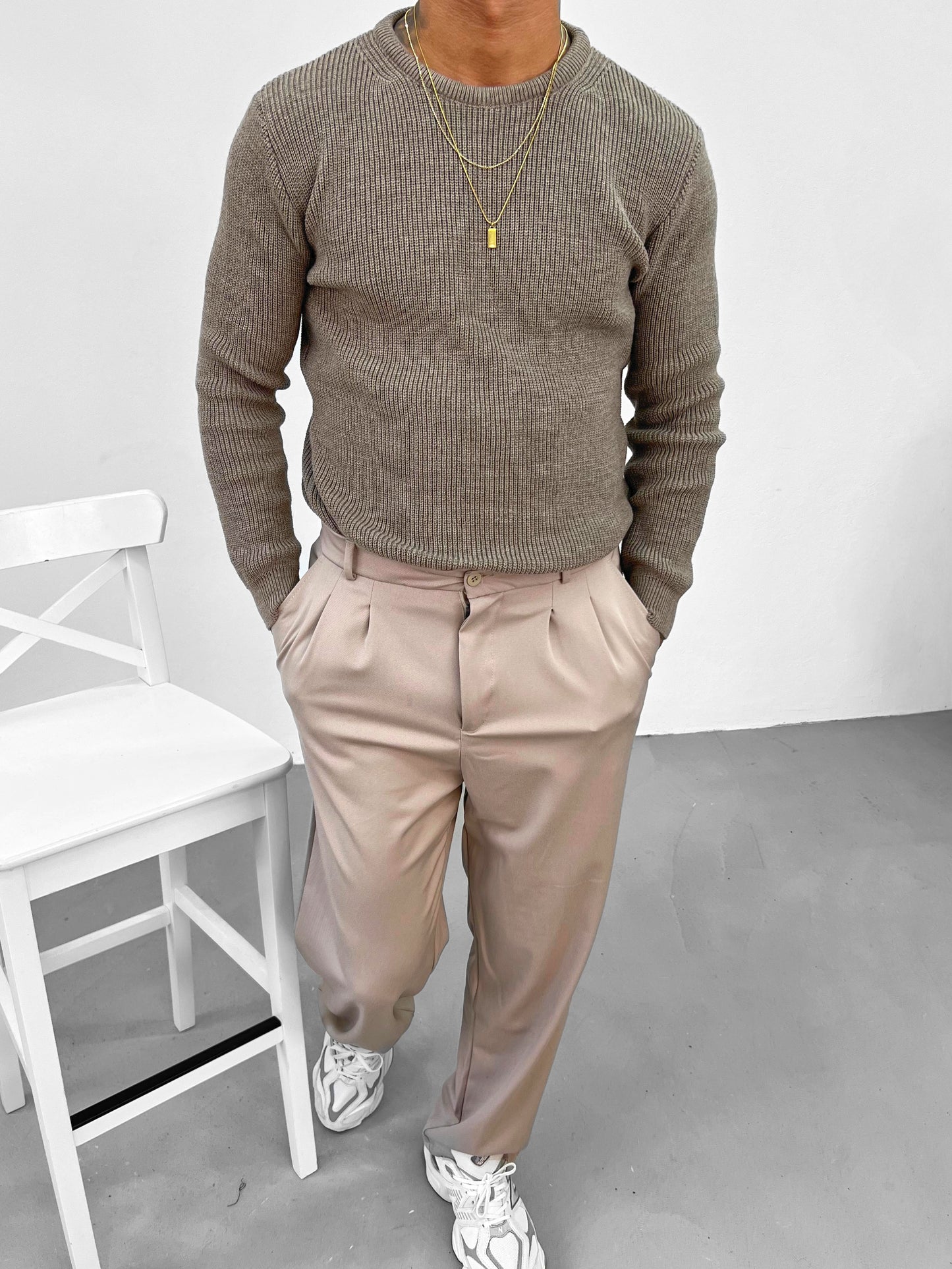 BASIC STRICKPULLOVERS