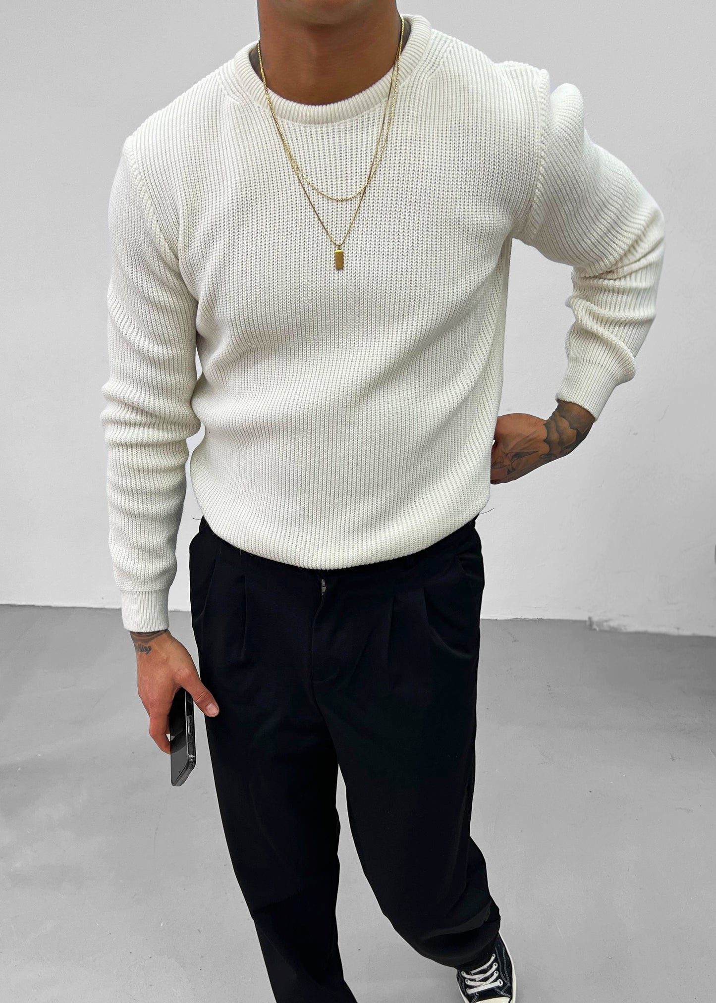 BASIC STRICKPULLOVERS