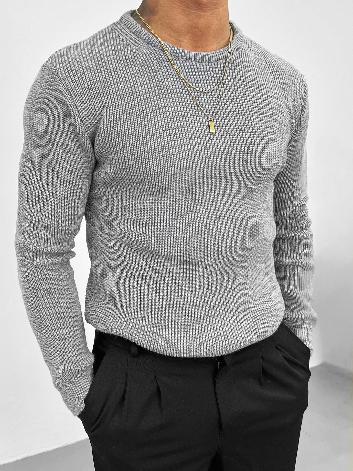 BASIC STRICKPULLOVERS
