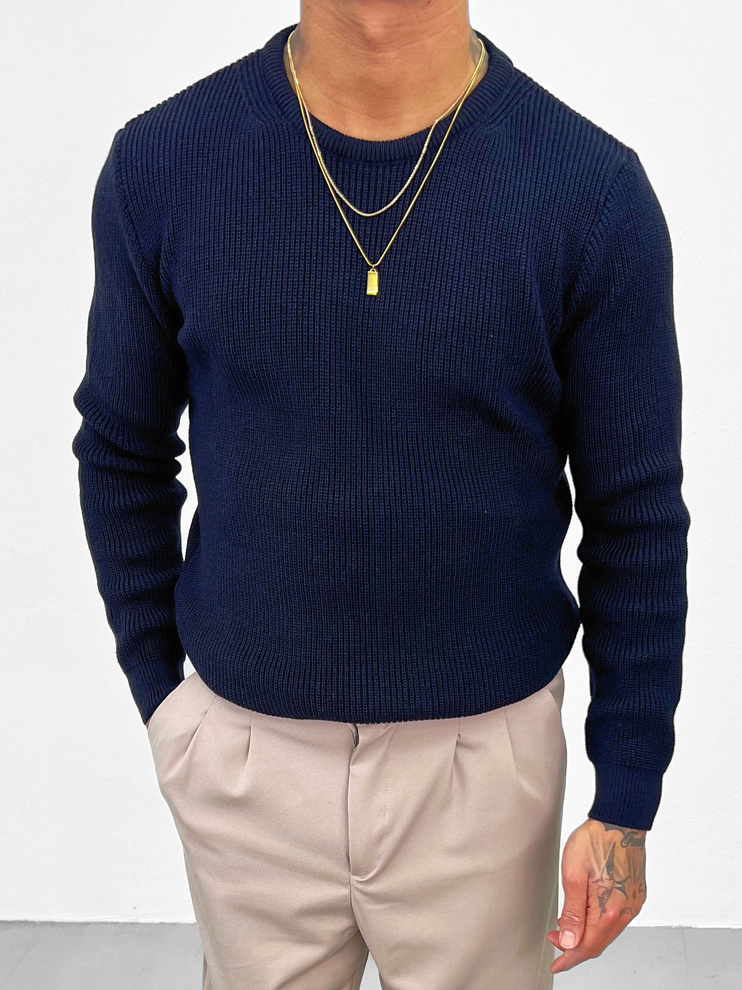 BASIC STRICKPULLOVERS