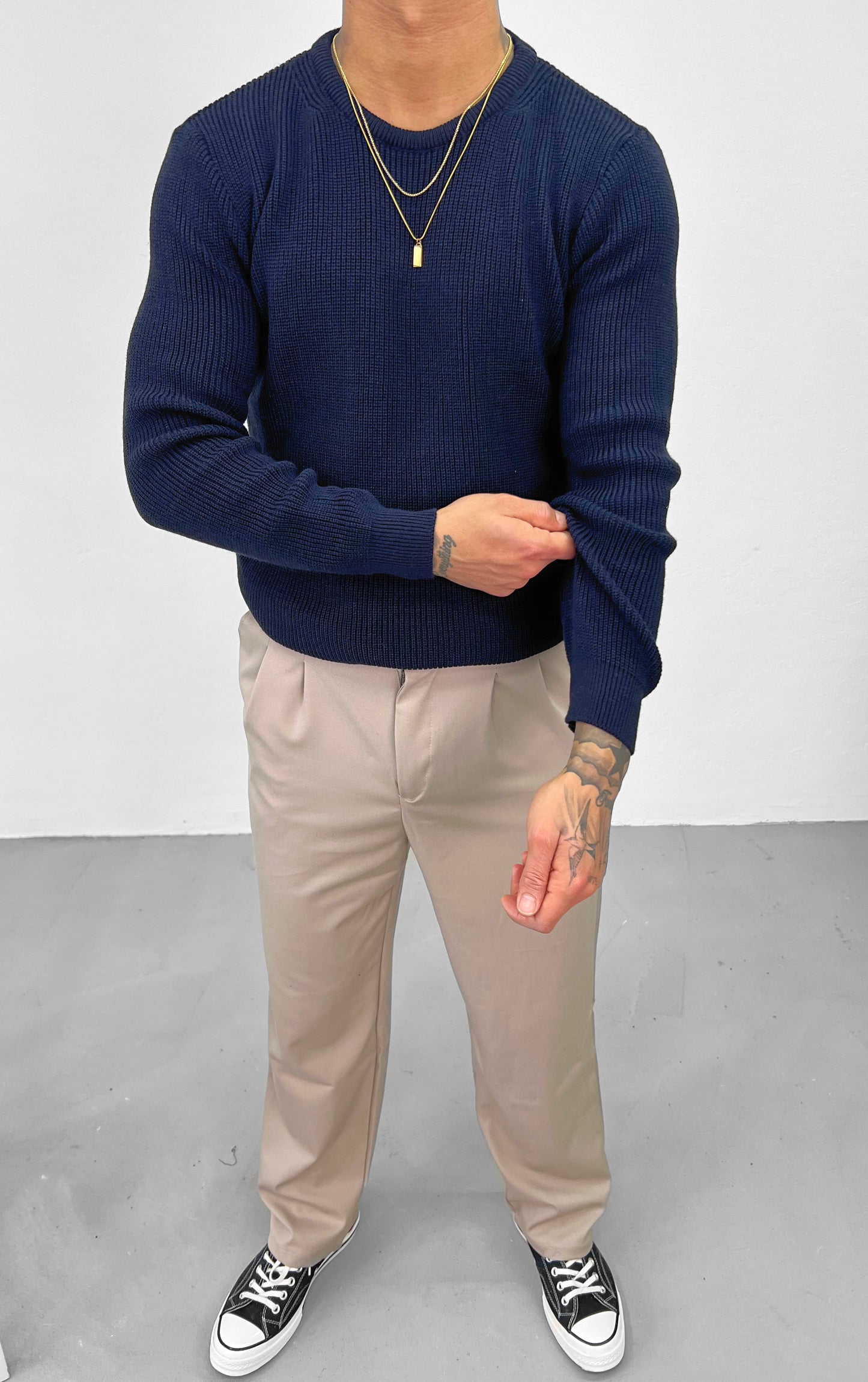 BASIC STRICKPULLOVERS