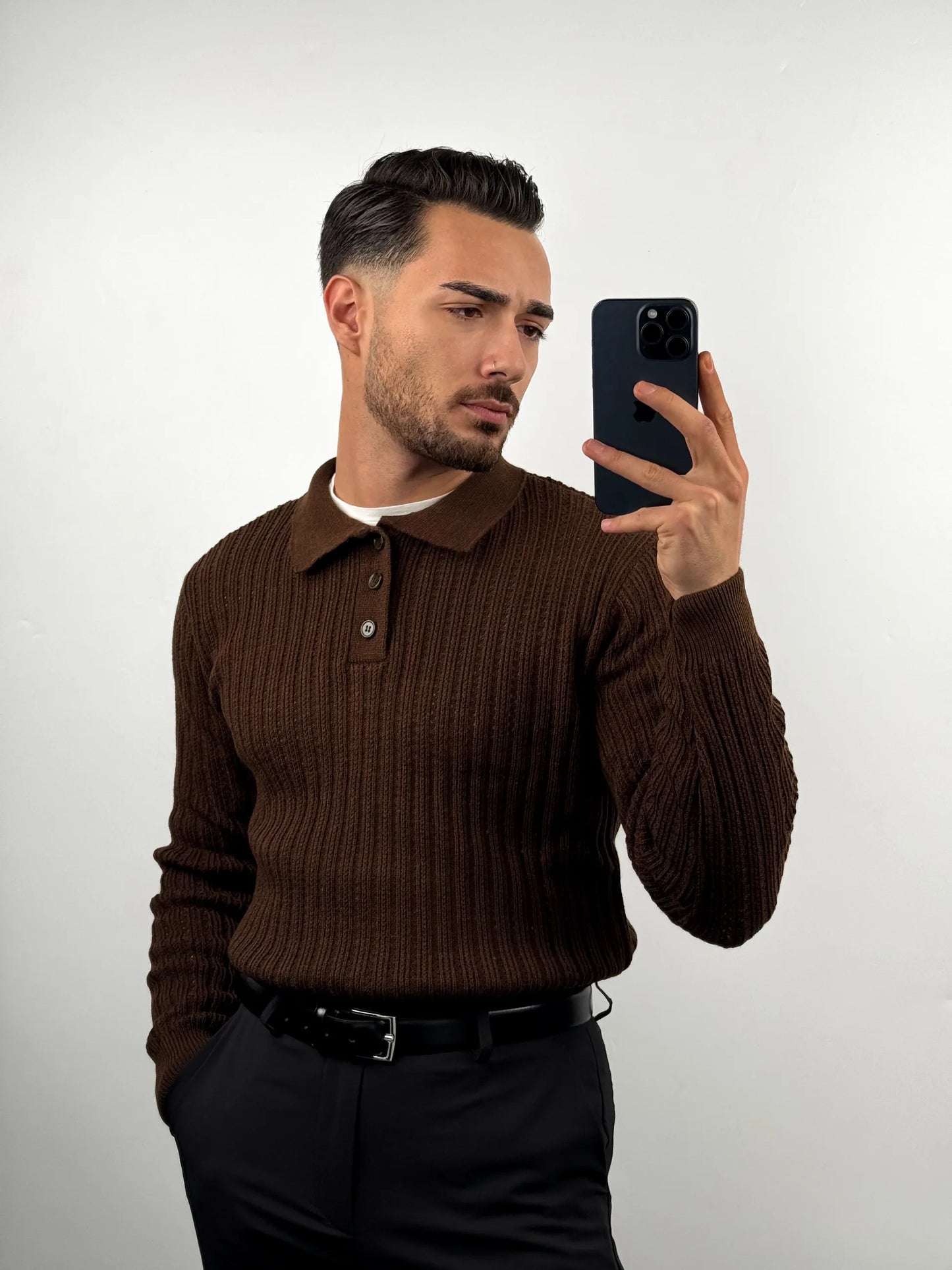 BUTTON TRICKPULLOVERS