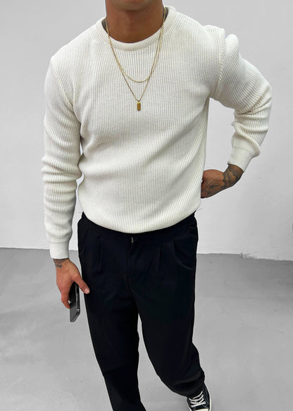 BASIC STRICKPULLOVERS
