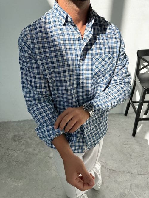 Oversize Hemd mit Knopfkragen – Blau kariert